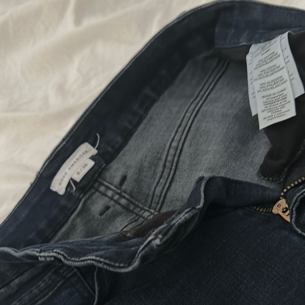 Woman’s good American jeans